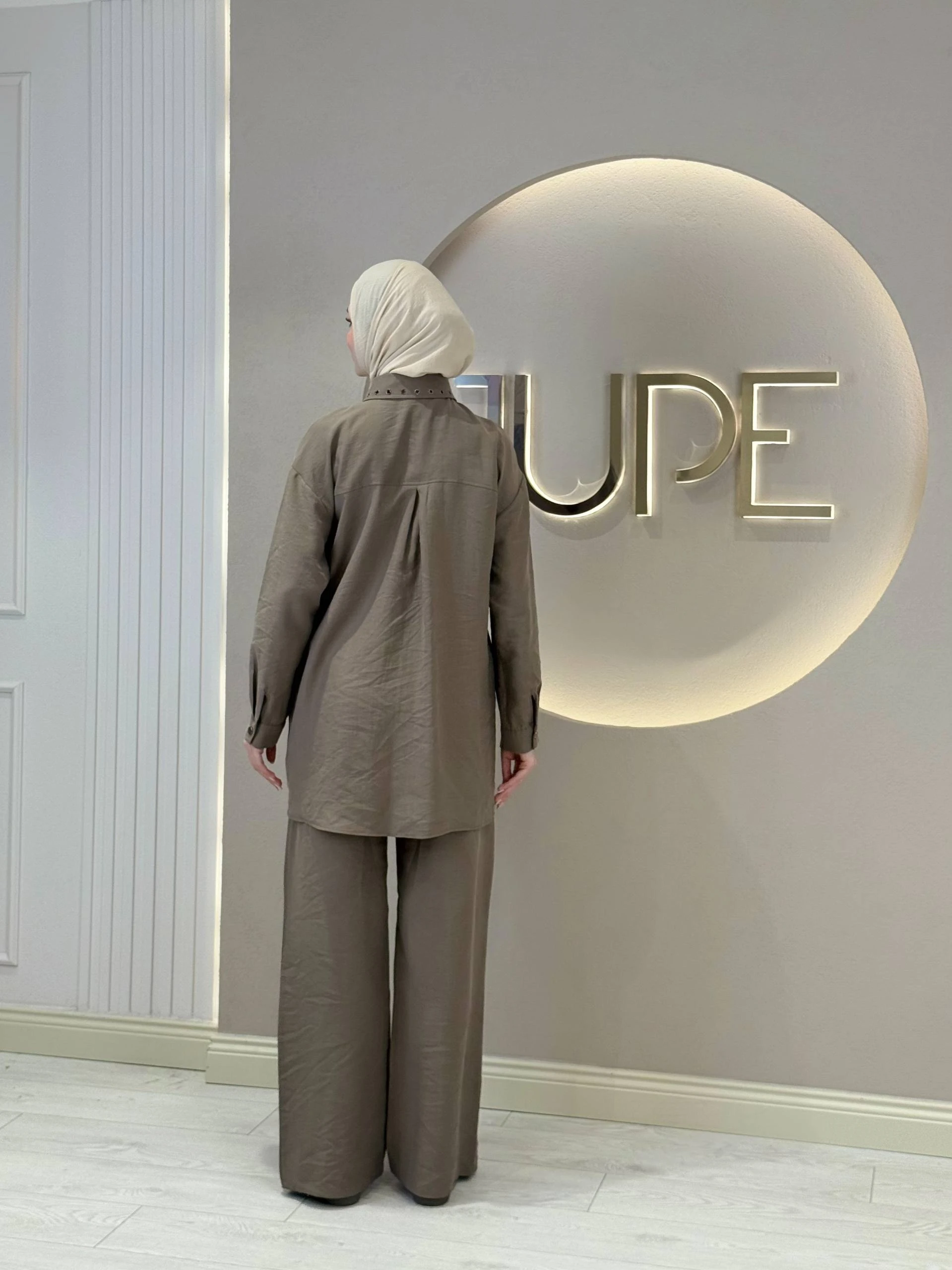 Jupe Haki Metal Pantalonlu Takım - Resim 22