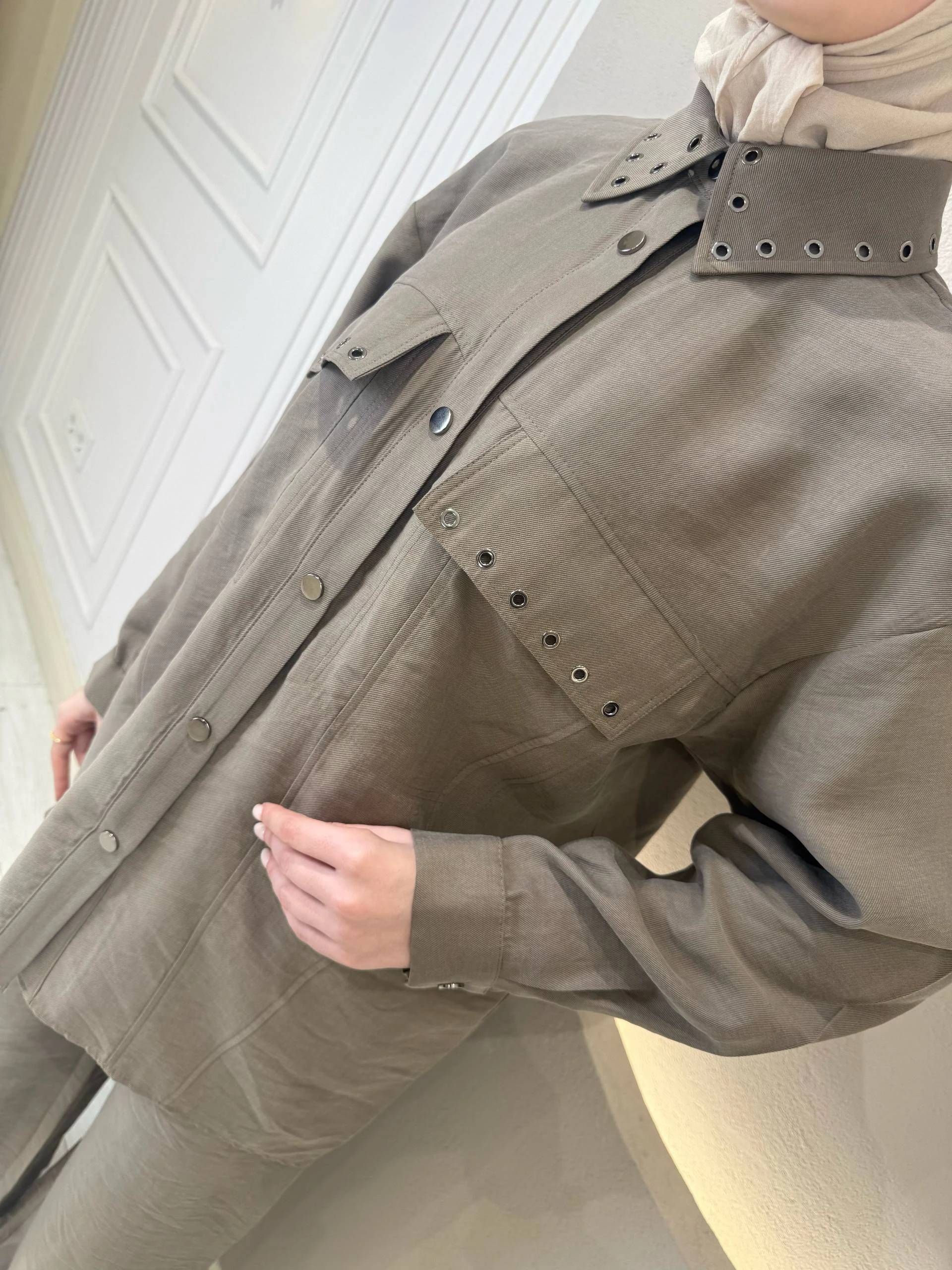 Jupe Haki Metal Pantalonlu Takım - Resim 23