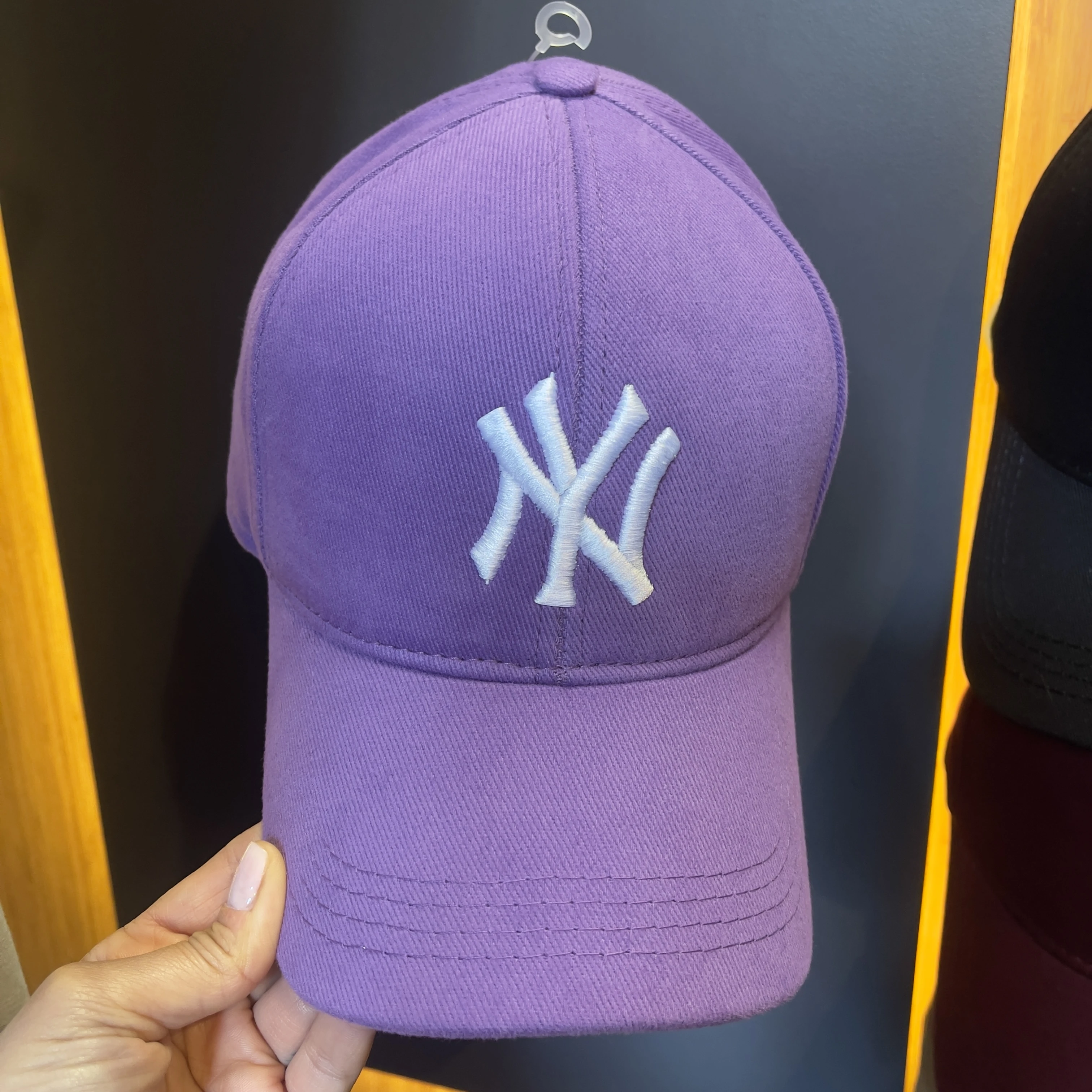 New Era Şapka - Resim 4