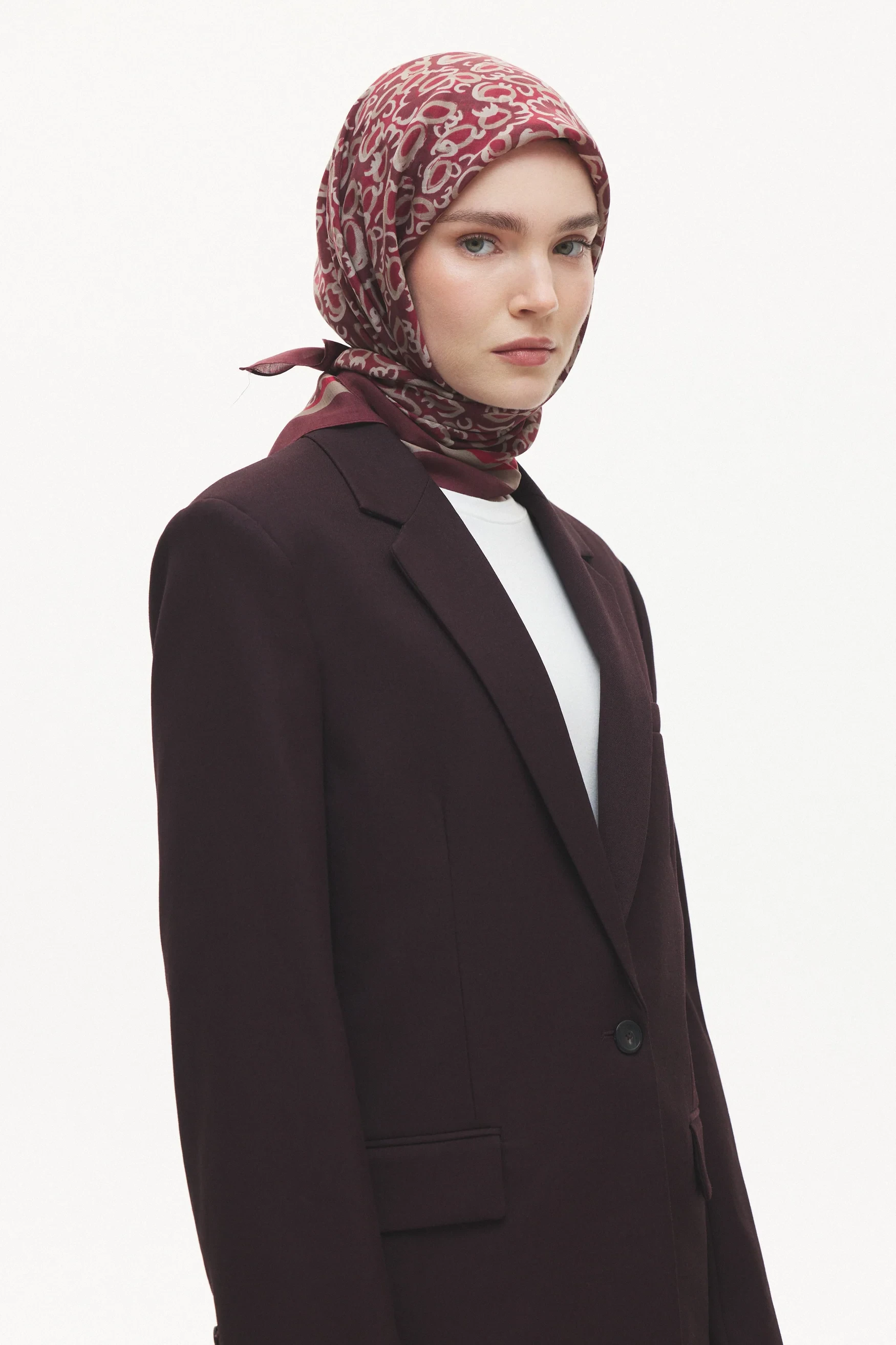 Modal Desenli Eşarp - Resim 3